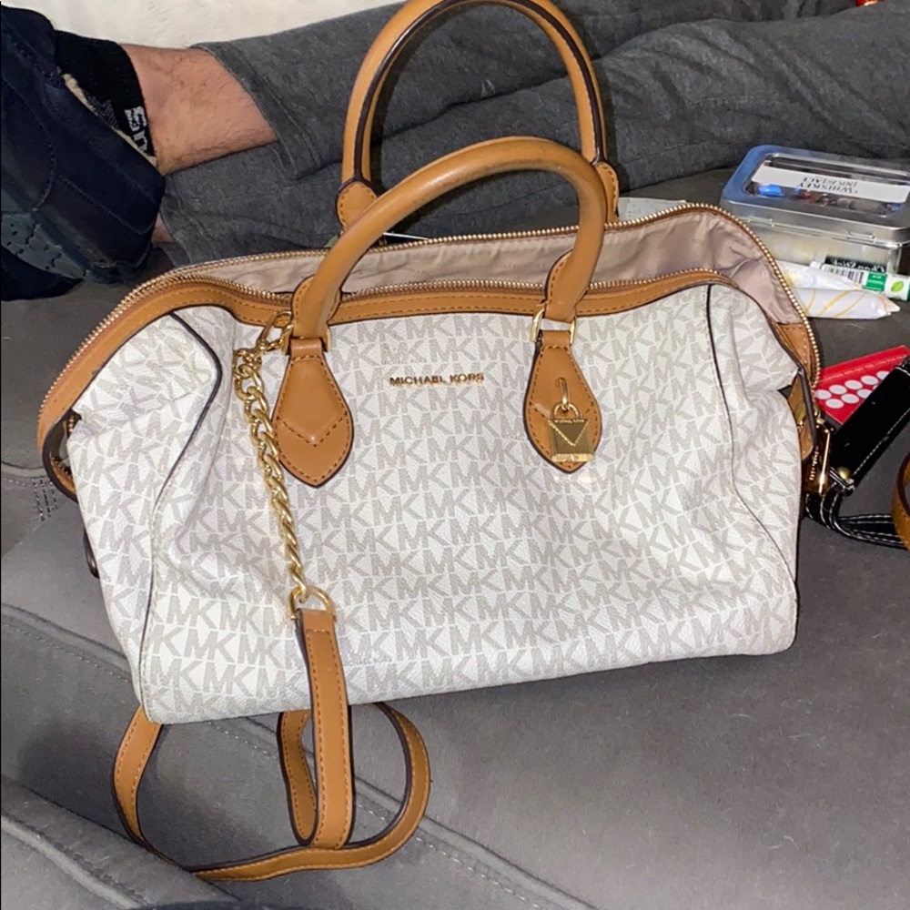 Michael Kors purse